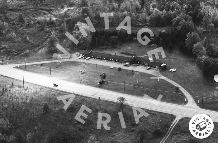 Parkway Motel - 1983 Aerial Photo